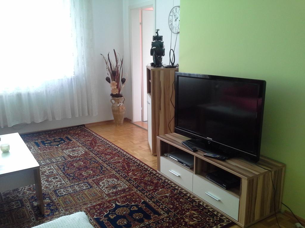 Ferienwohnung Burgblick Kapfenberg Δωμάτιο φωτογραφία